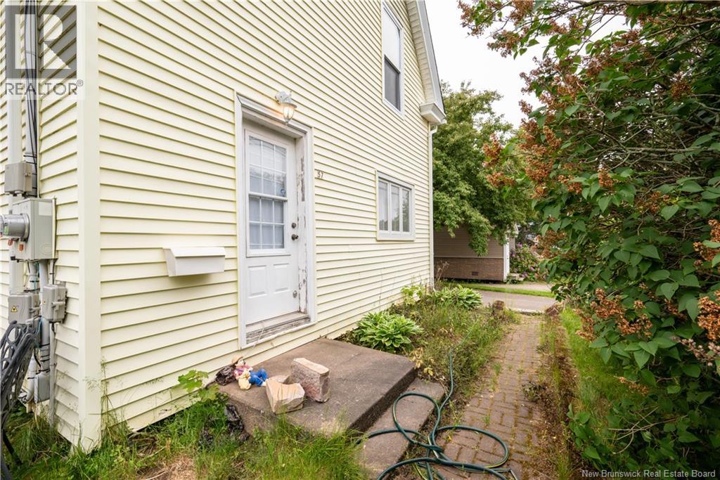 41 Lockwood Street - 6