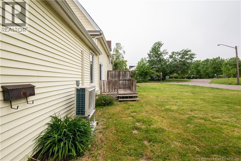 41 Lockwood Street - 7