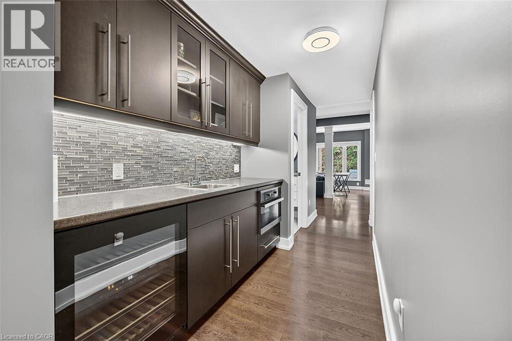 24 CHESTNUT Drive - 32