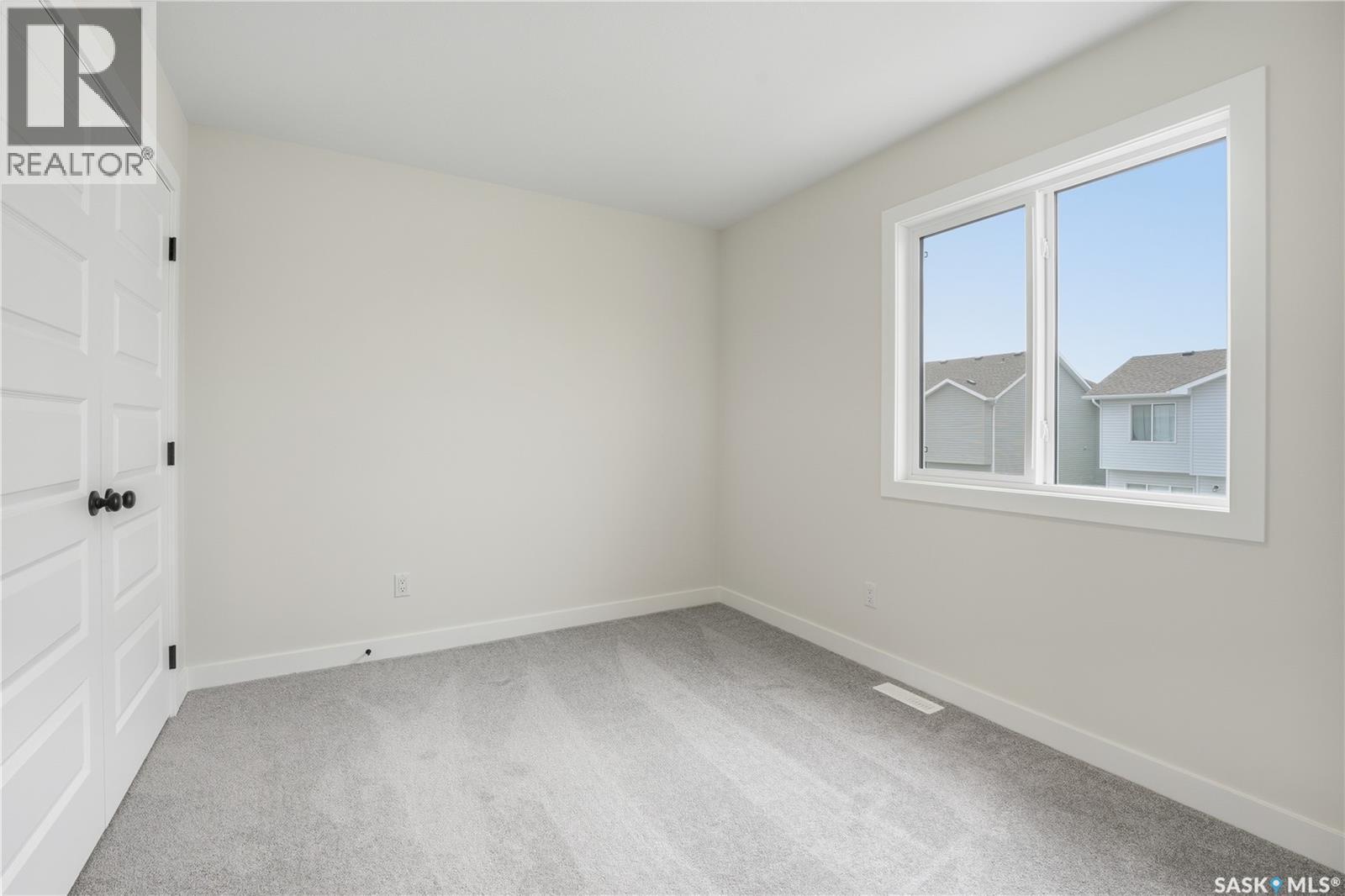 692 Nazarali LANE - 30