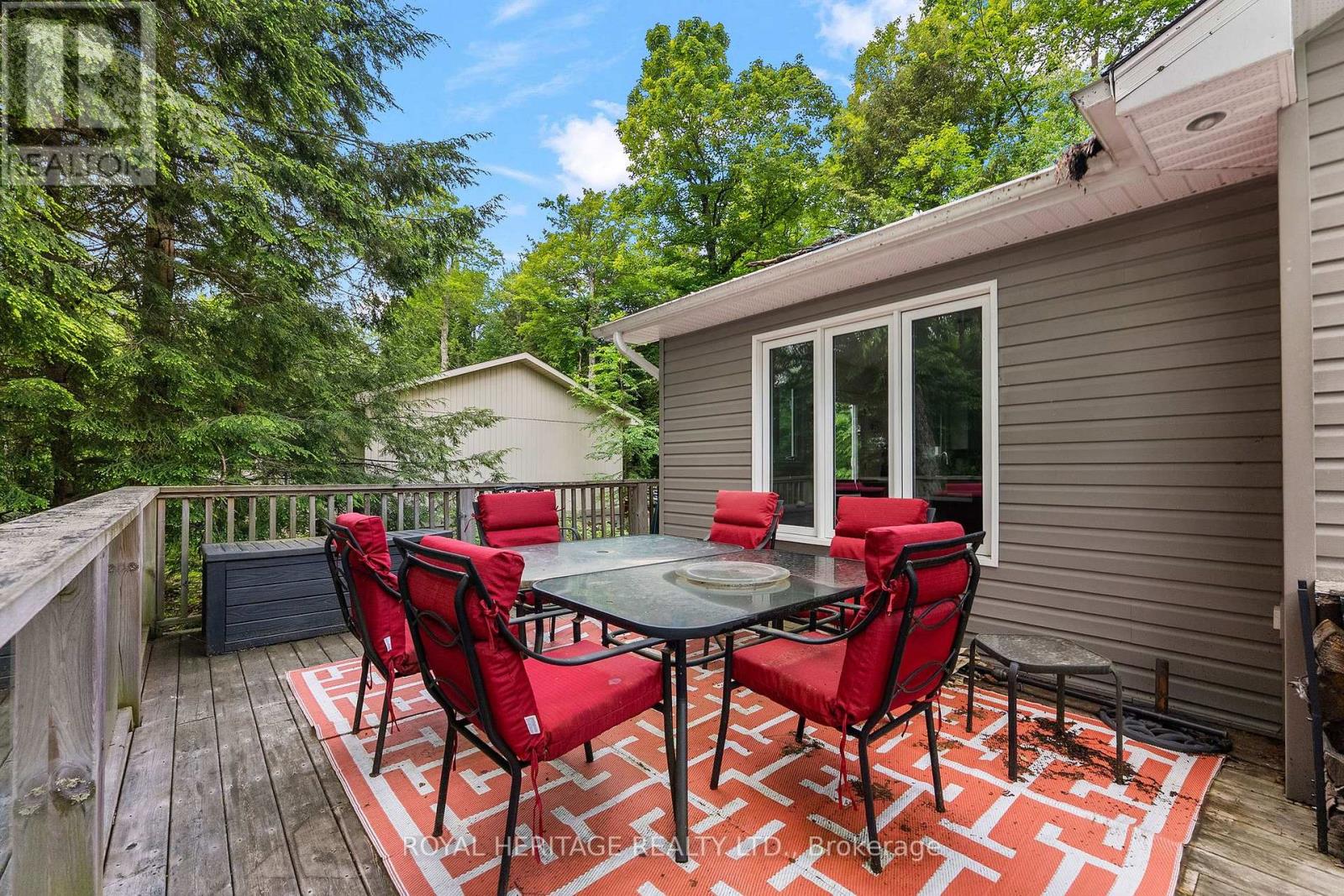 1160 MINNOW DRIVE - 33