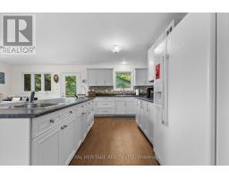 1160 Minnow Drive, Dysart Et Al, ON K0M1S0 Photo 15