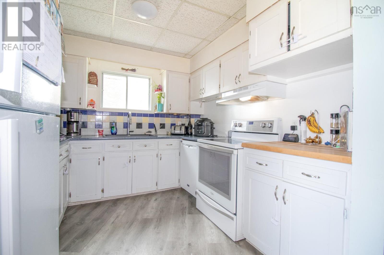 118 Kings Road - 12