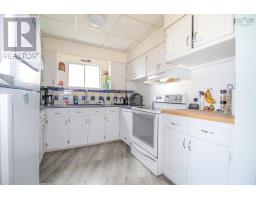 118 Kings Road, Sydney, NS B1S1A1 Photo 12