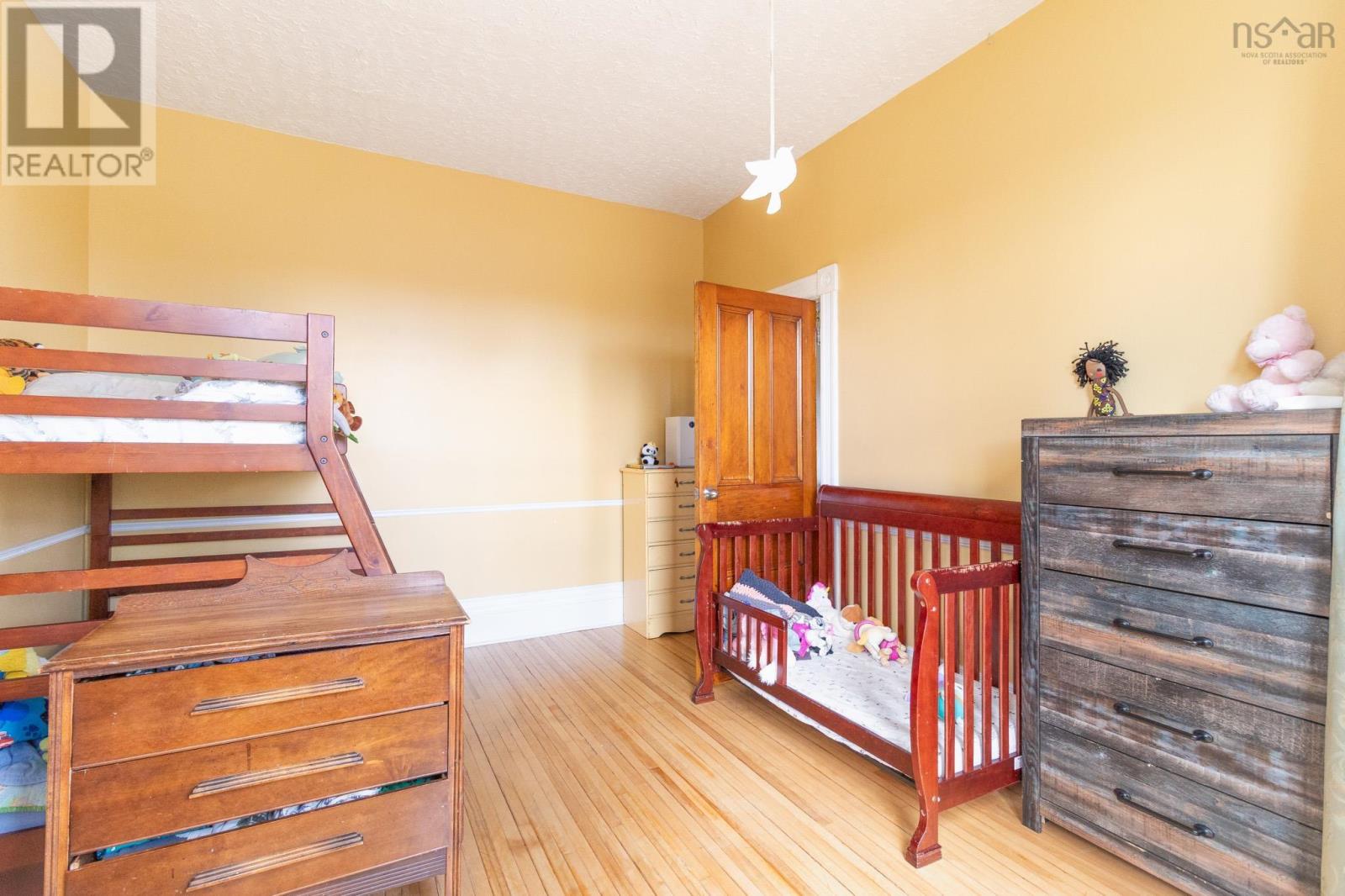 118 Kings Road - 17