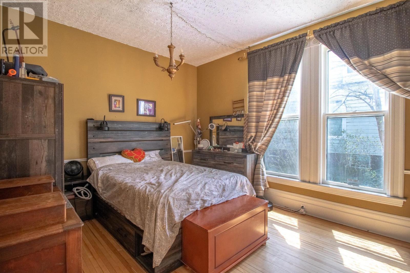 118 Kings Road - 16