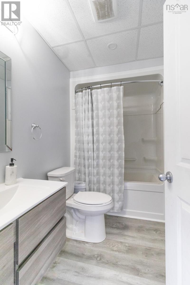 118 Kings Road - 13