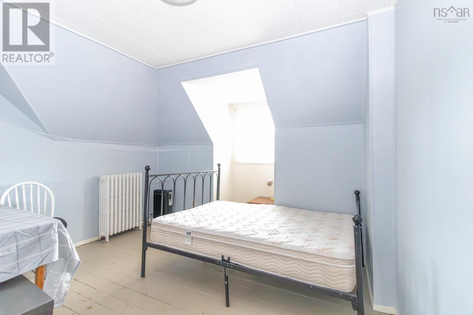 118 Kings Road - 32