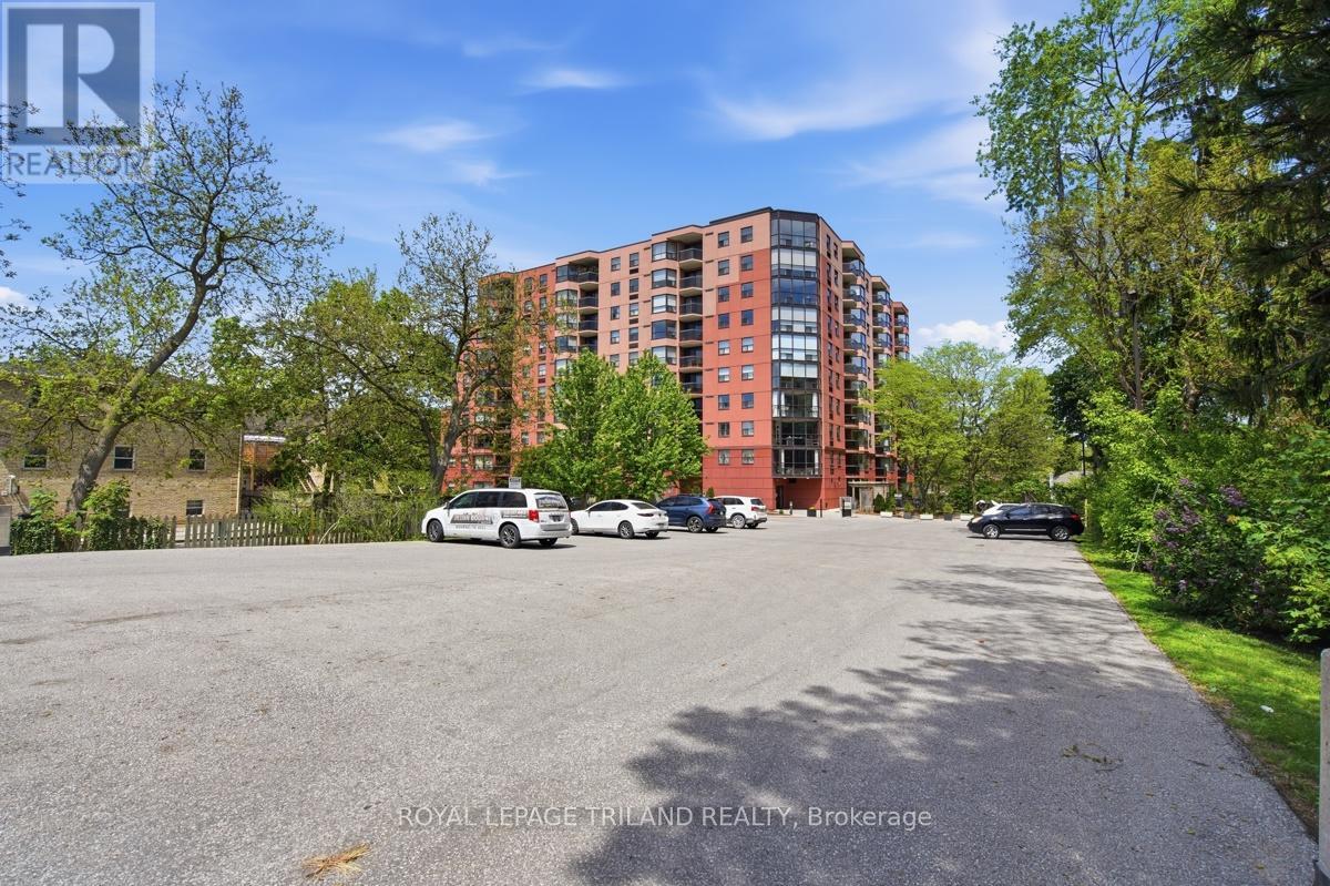 #308 600 TALBOT STREET - Image 23