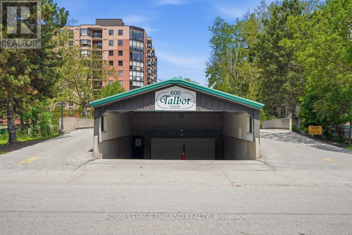#308 600 TALBOT STREET - 33