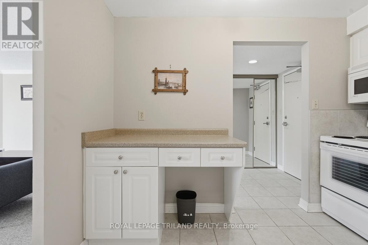 #308 600 TALBOT STREET - Image 37