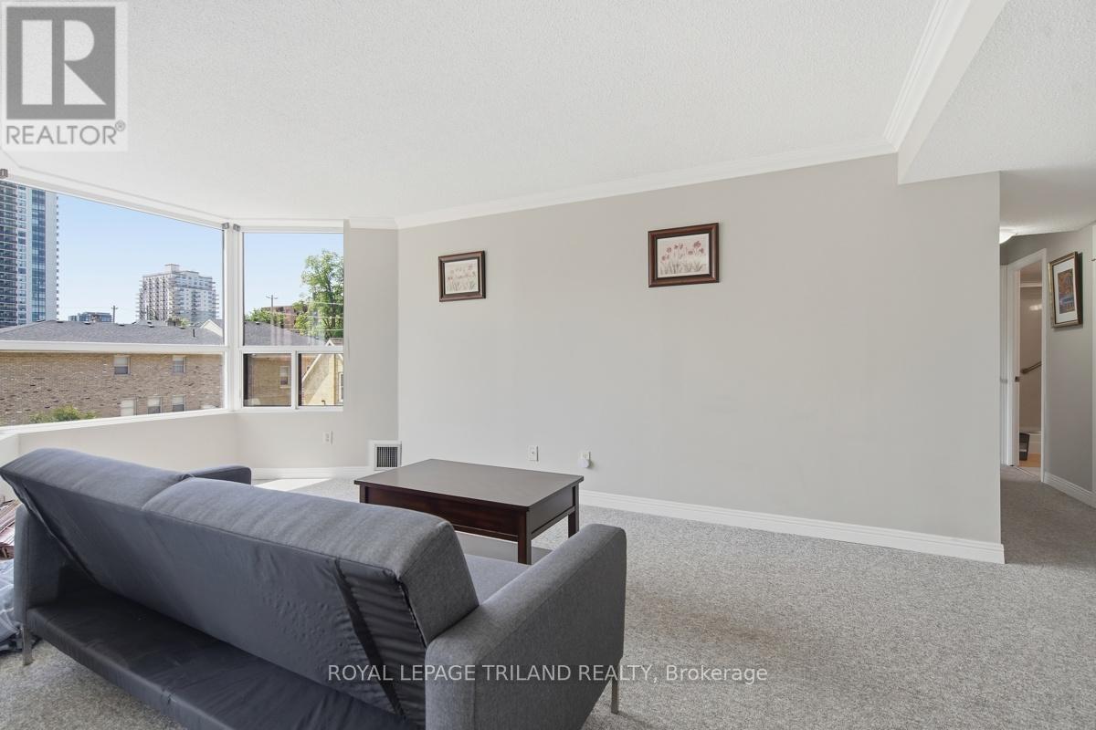#308 600 TALBOT STREET - Image 8