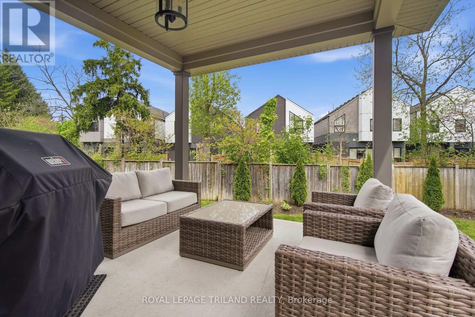 #46 1205 RIVERSIDE DRIVE - 38