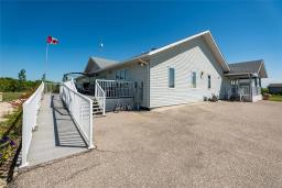 22 Country Club Drive, Sanford, MB R0G2J0 Photo 27