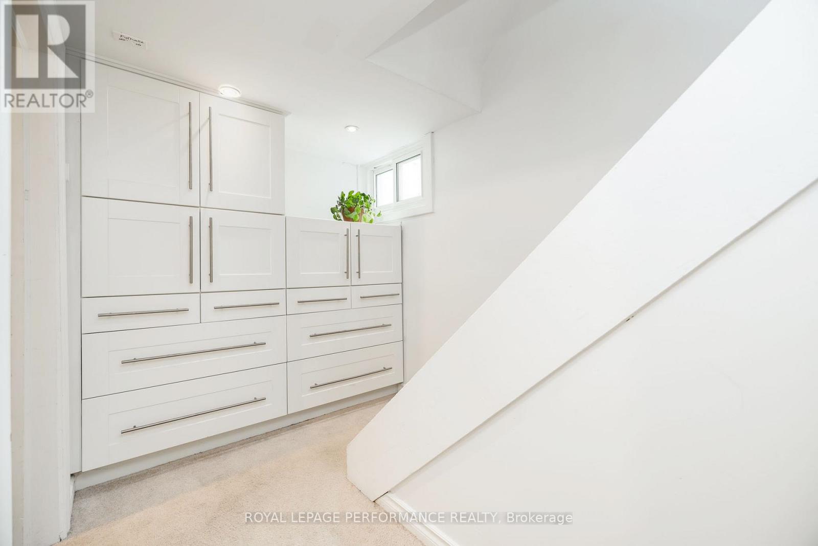 3 Bed, 2 Bath House for Sale in Ottawa – 571 CHURCHILL AVENUE N, Ottawa – MLS# X13454506 - Image 23