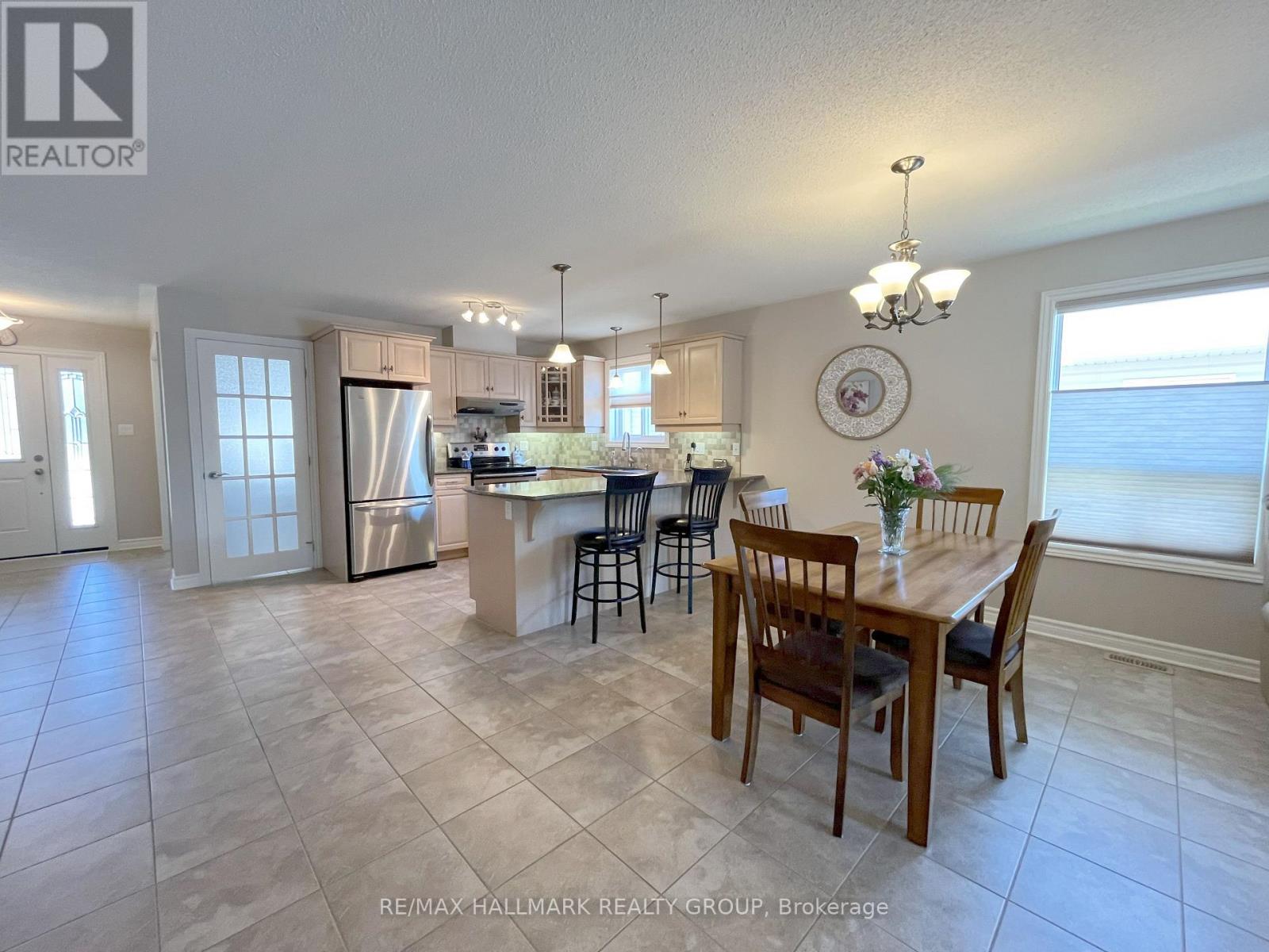 406 VAN DUSEN STREET N - 14