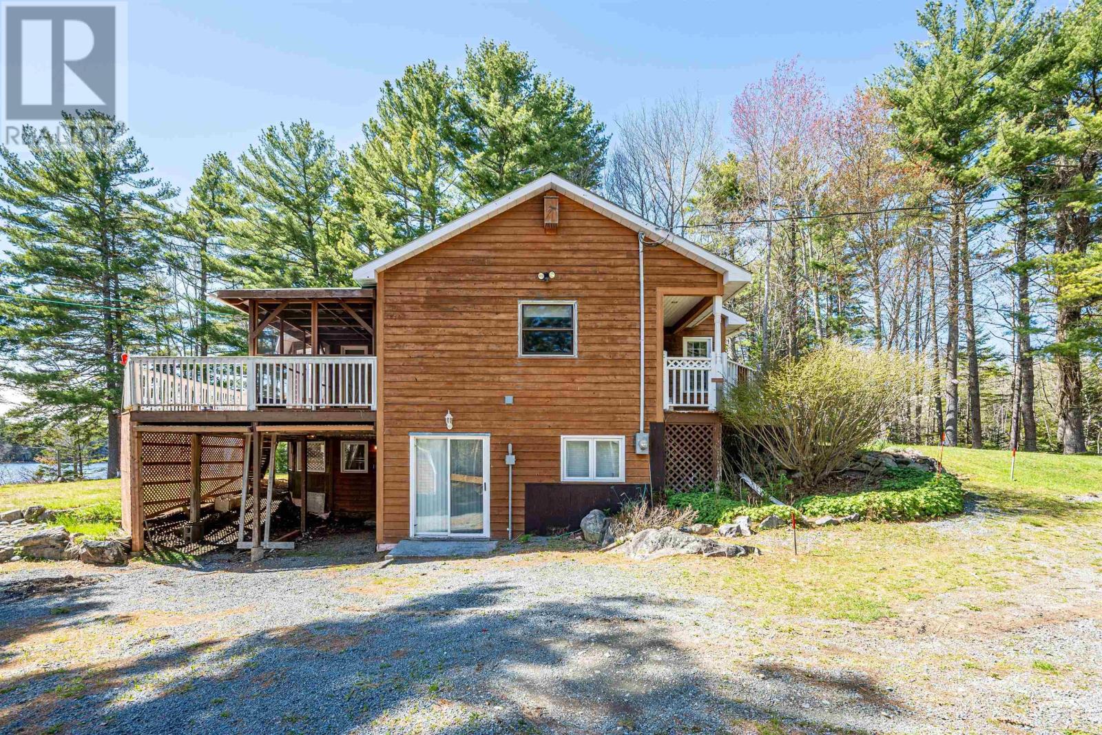 1471 Medway River Road - 41