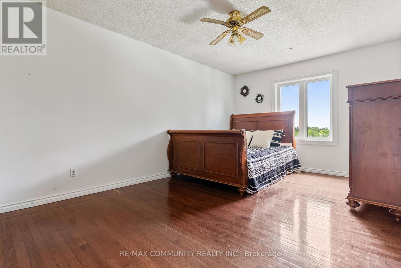2086 SOLINA ROAD - 33