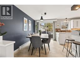 53 Rockland Drive, photo 5