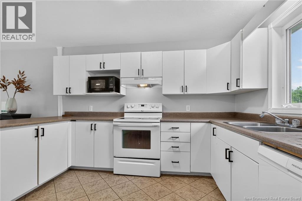 55-57 Galbraith Crescent - 33