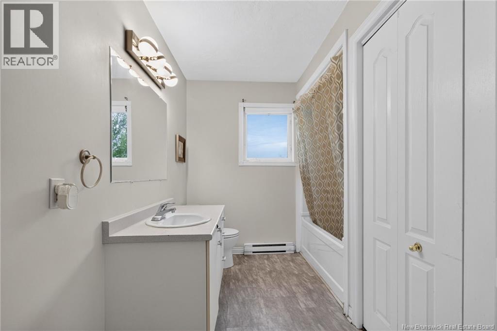 55-57 Galbraith Crescent - 36