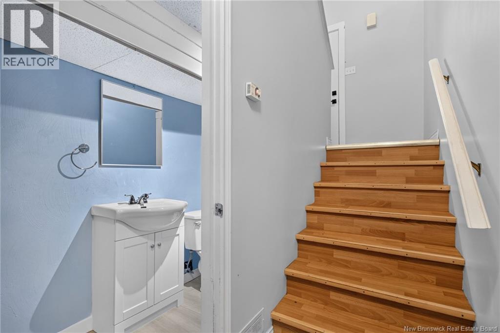 55-57 Galbraith Crescent - 40
