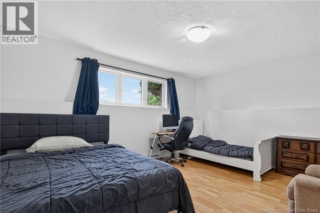 55-57 Galbraith Crescent - 42