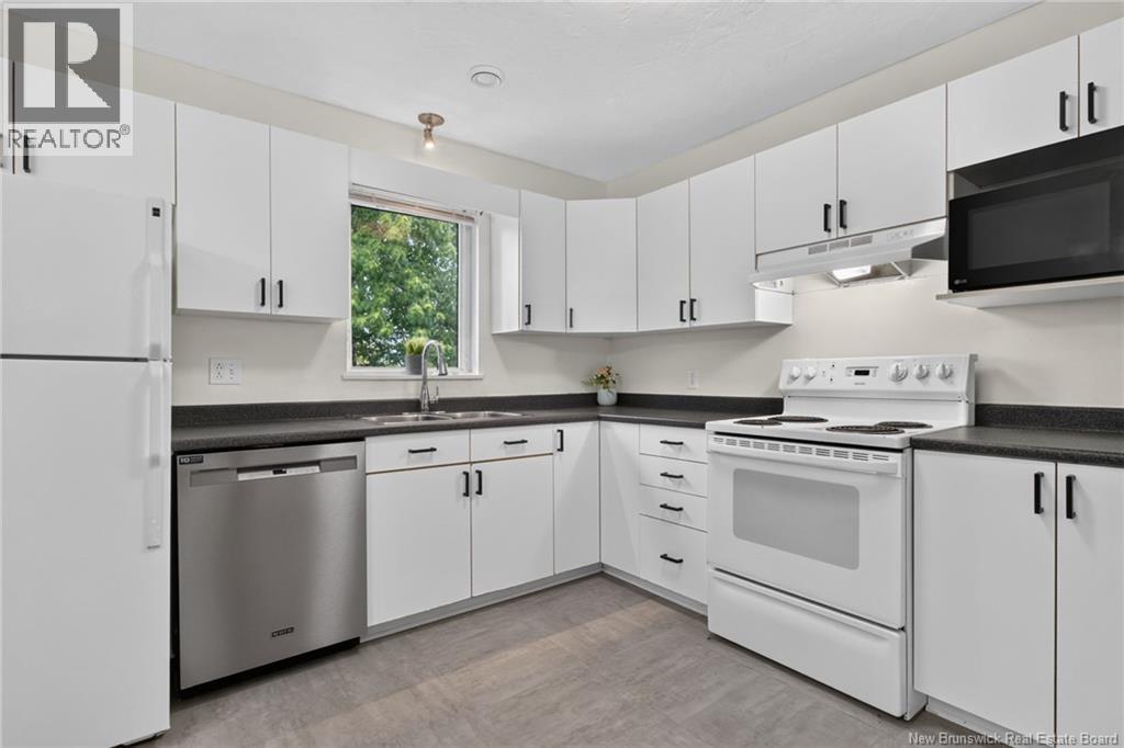 55-57 Galbraith Crescent - 9