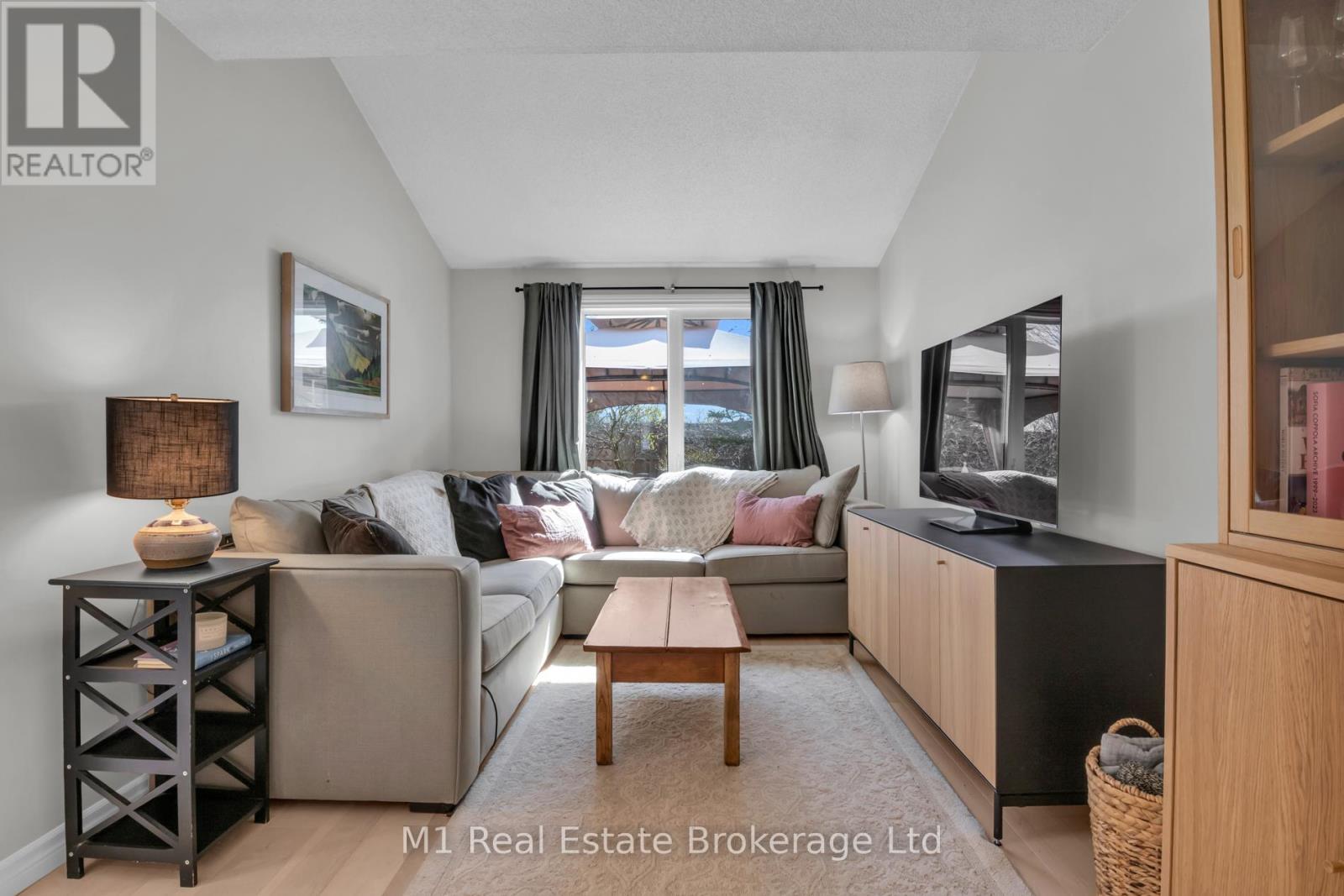#5 39 PTARMIGAN DRIVE - 11