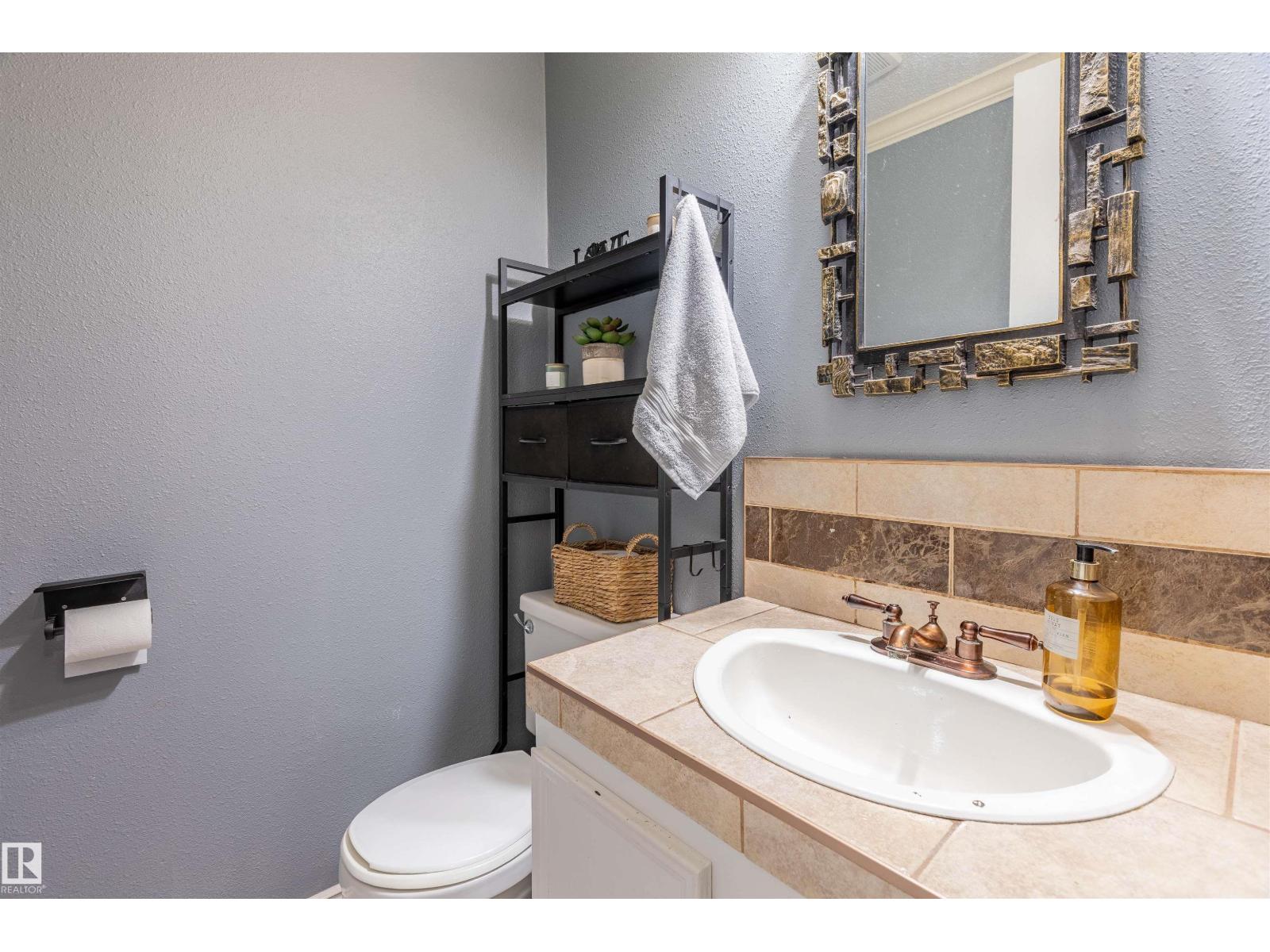 10722 98 AV — photo 12