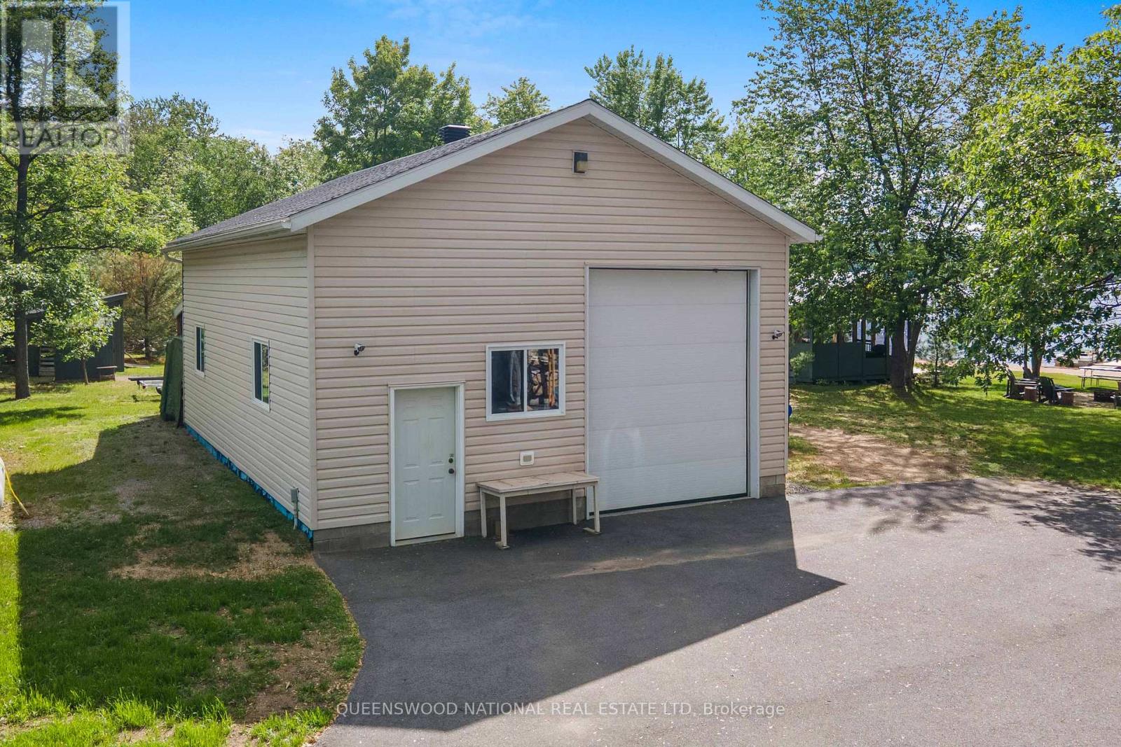 42125 COMBERMERE ROAD NE - 41