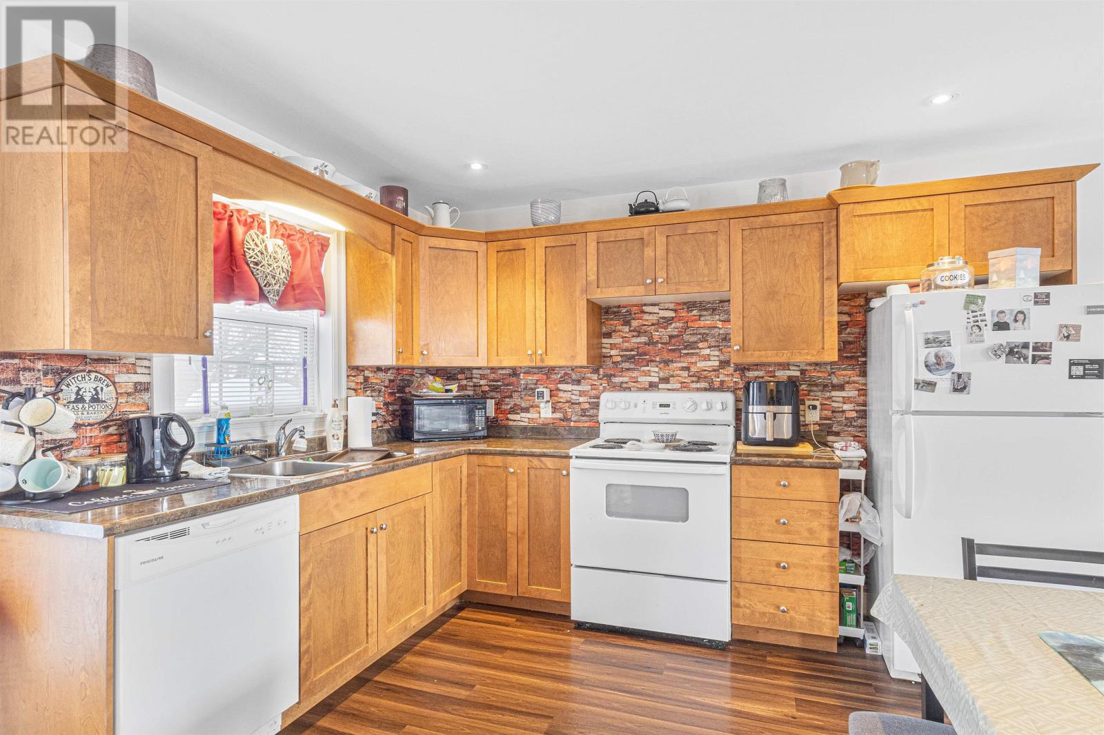 81 Westridge Crescent - 7