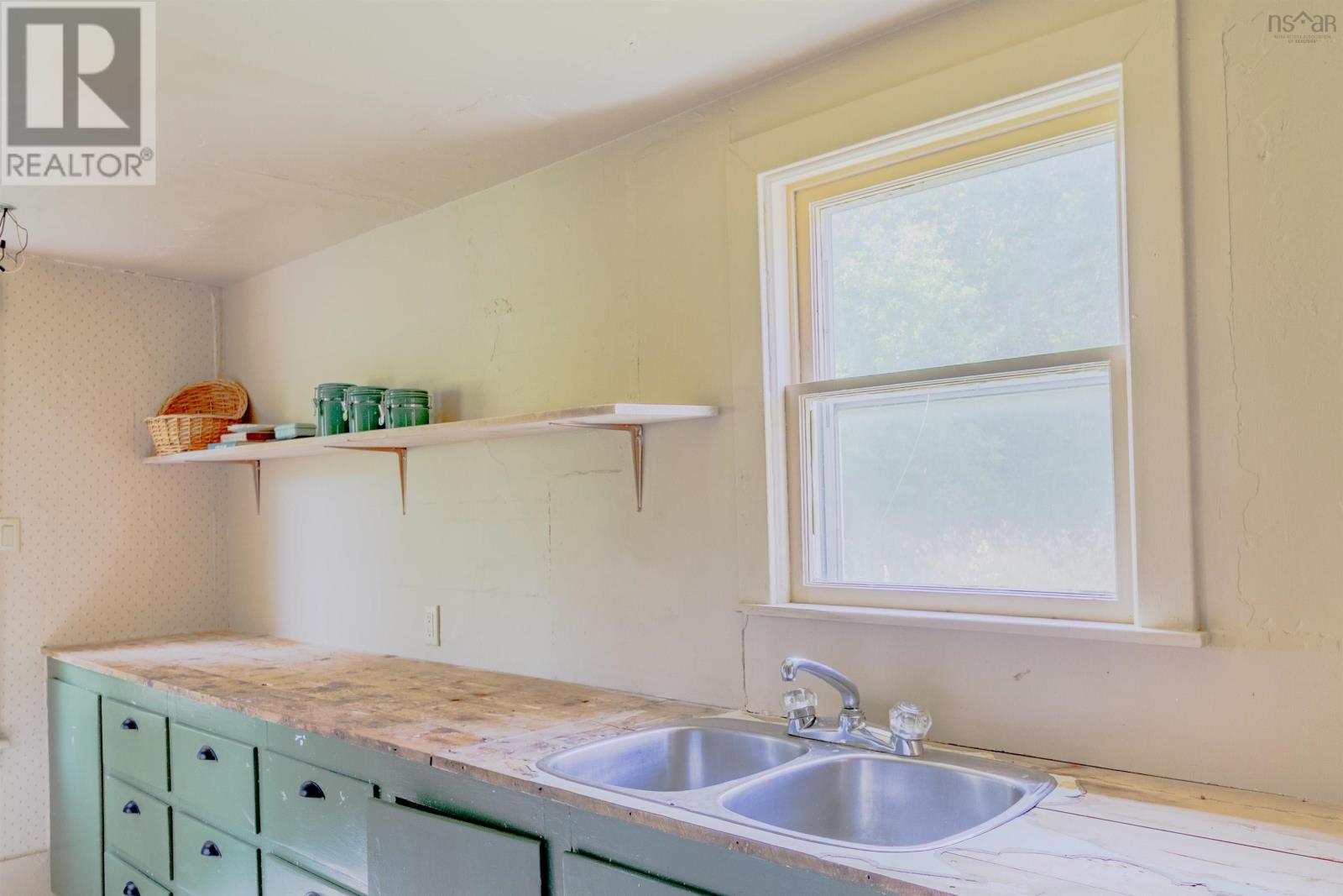 1554 Shore Road - 16