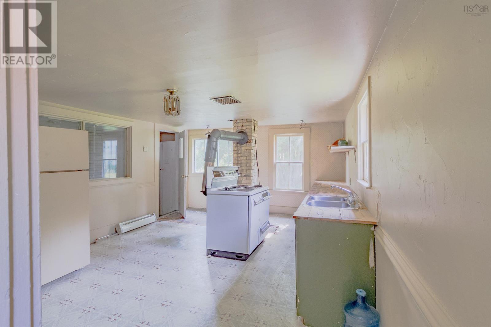 1554 Shore Road - 15