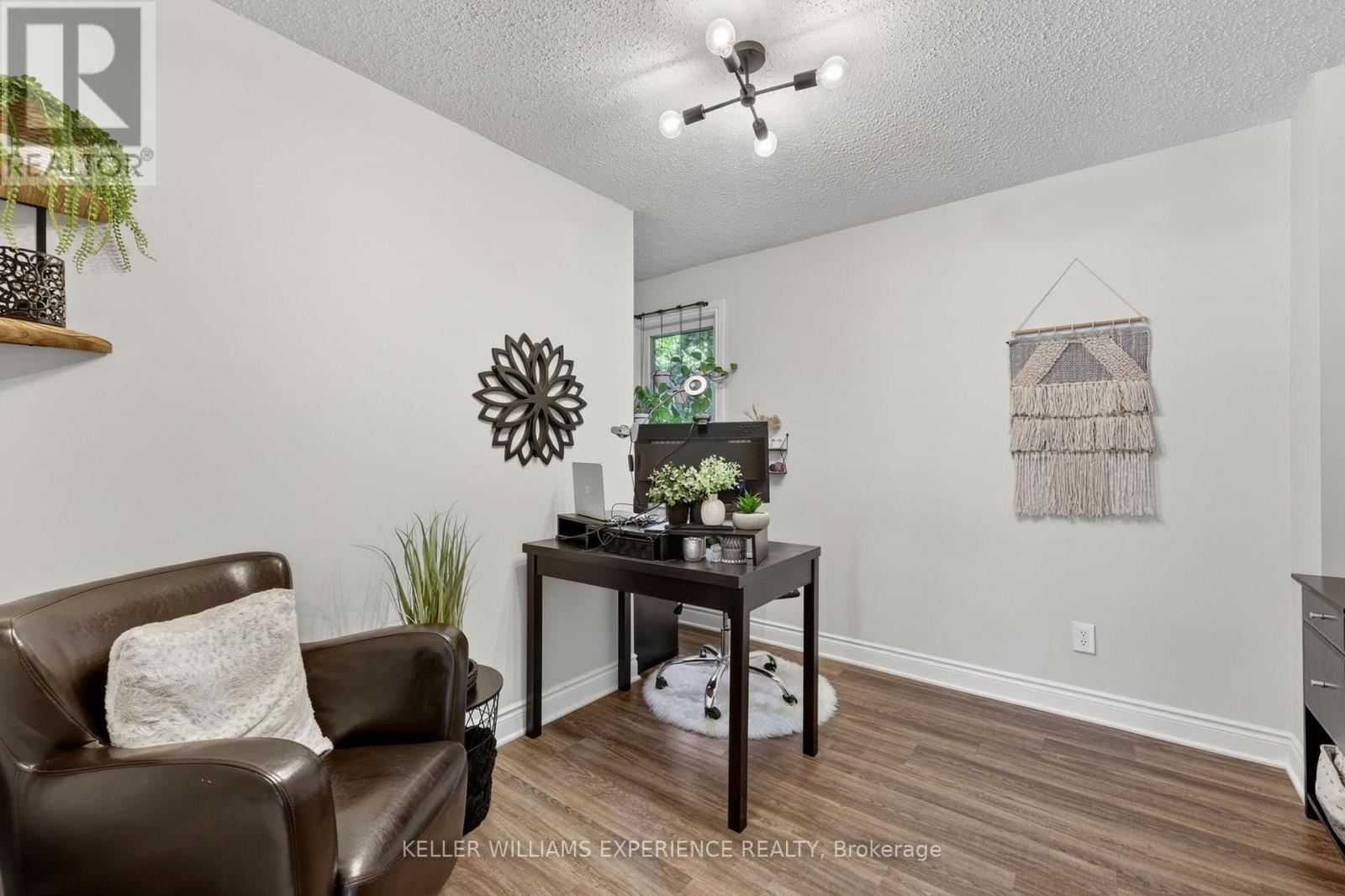 315 HEMLOCK DRIVE - 14