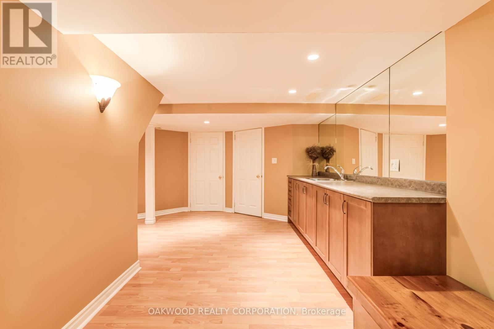 486 GREENOCK DRIVE - 29