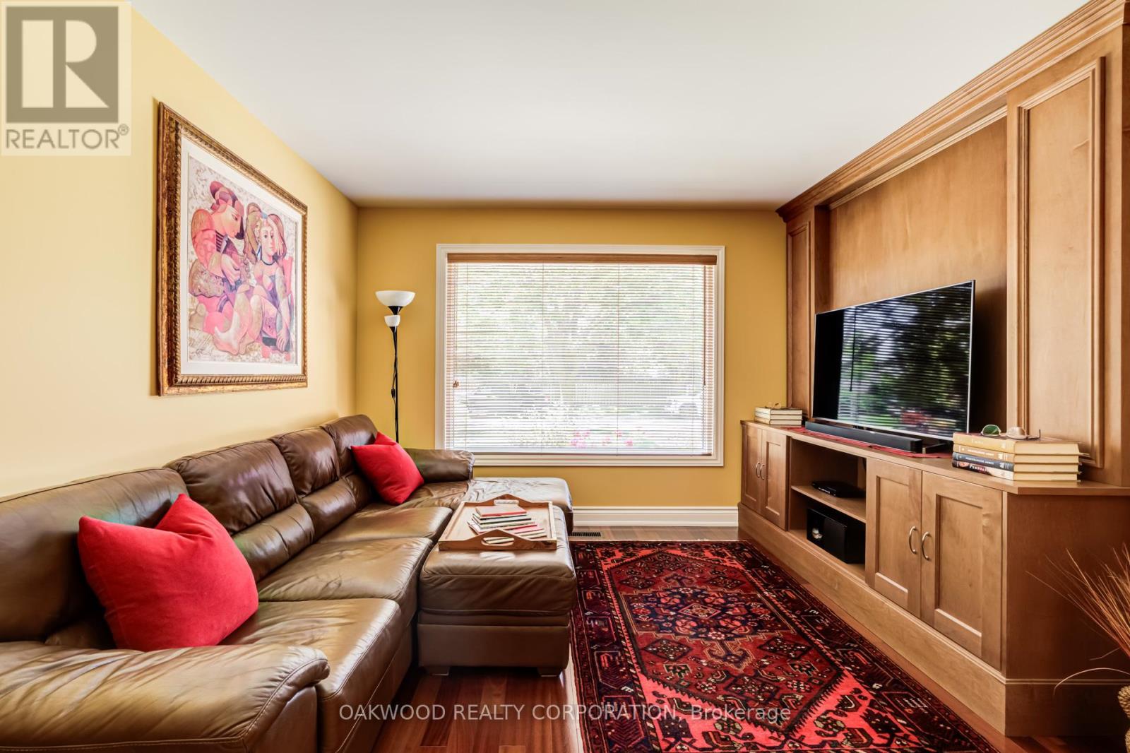 486 GREENOCK DRIVE - 4