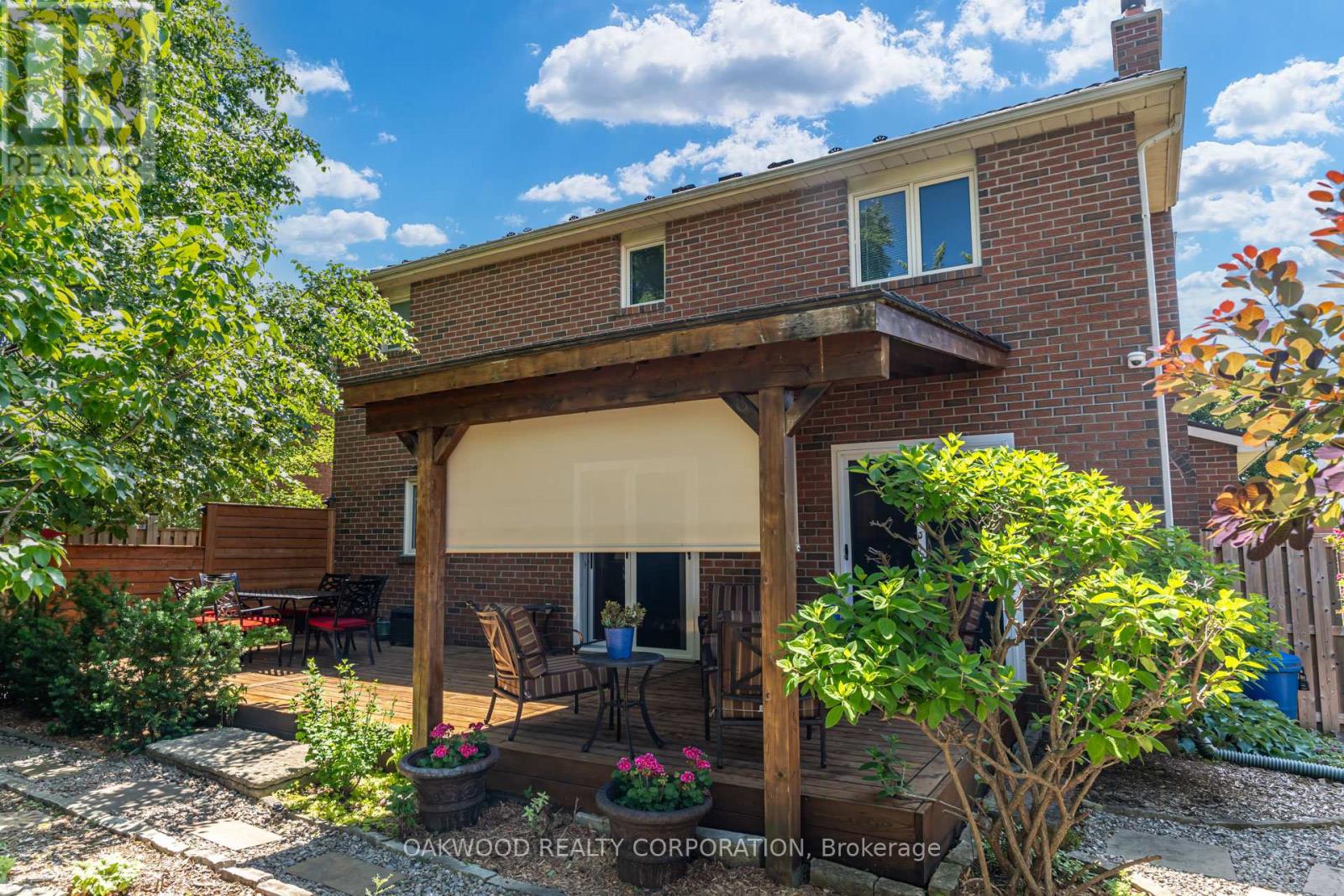486 GREENOCK DRIVE - 42