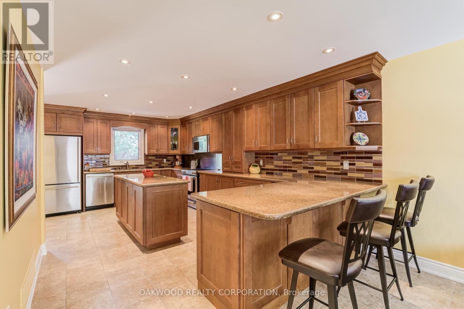 486 GREENOCK DRIVE - 7