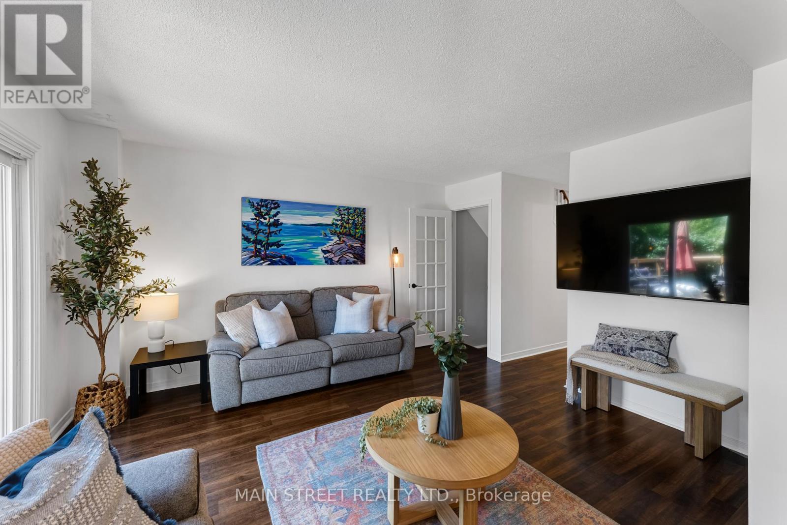 203 COLBORNE STREET - 15