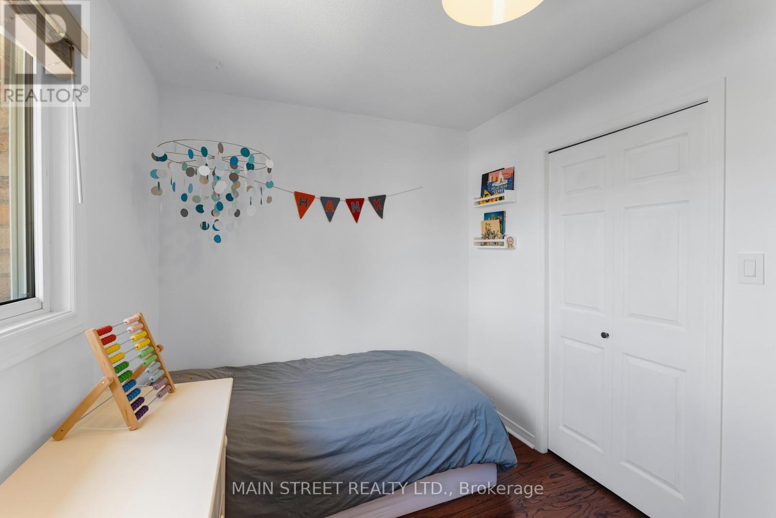 203 COLBORNE STREET - 31
