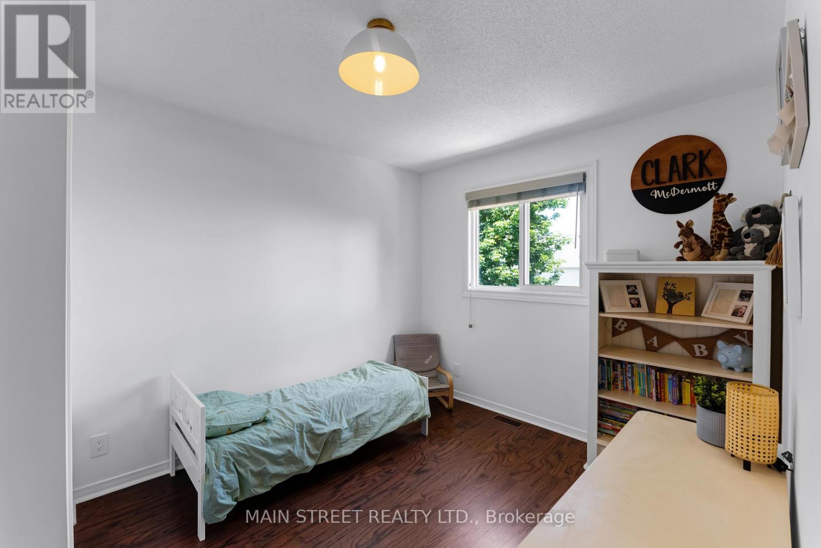 203 COLBORNE STREET - 32