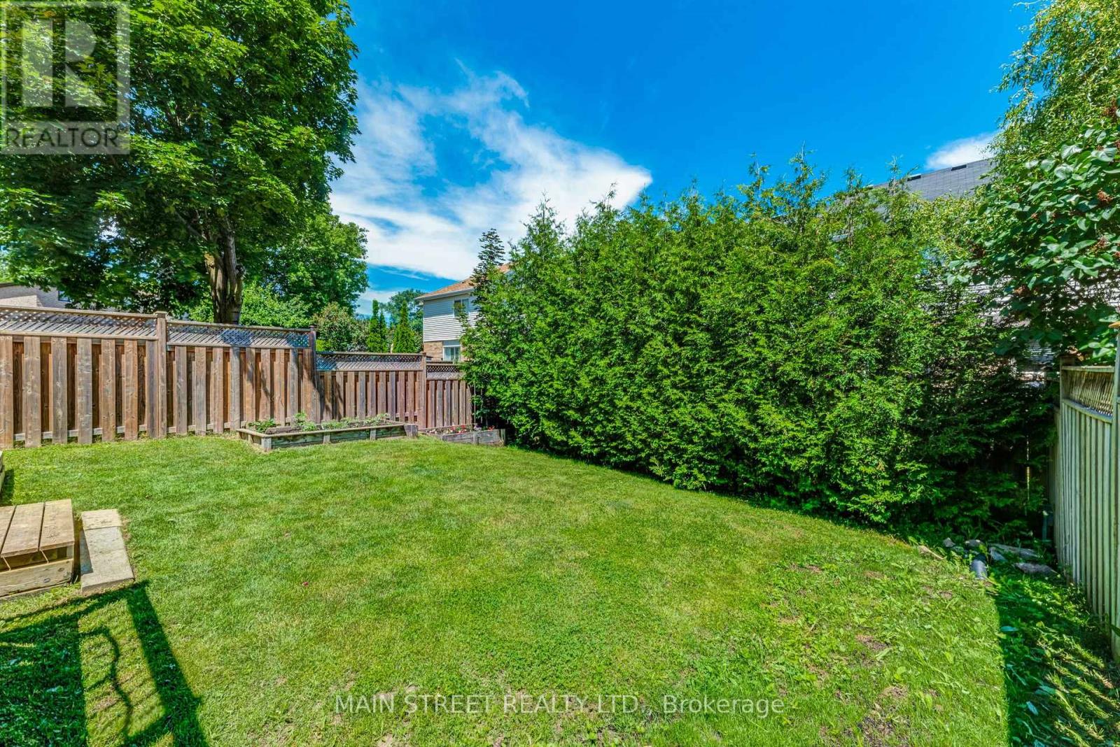 203 COLBORNE STREET - 45