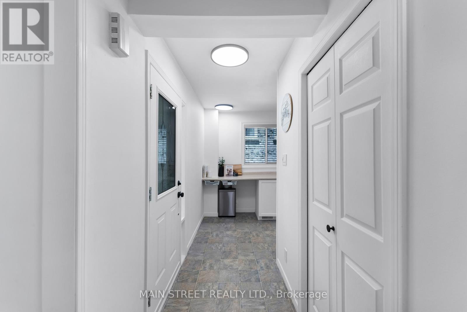 203 COLBORNE STREET - 5