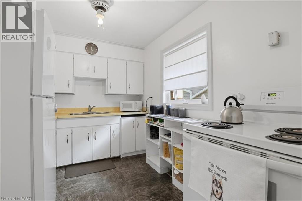 53 SIXTH Avenue - 13