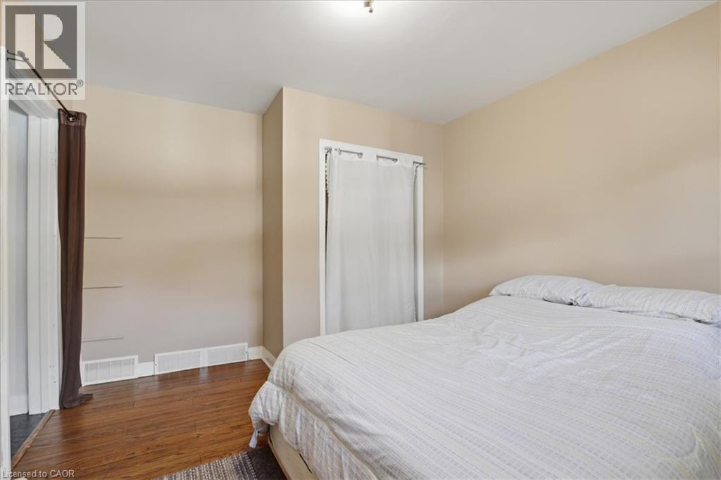 53 SIXTH Avenue - 18