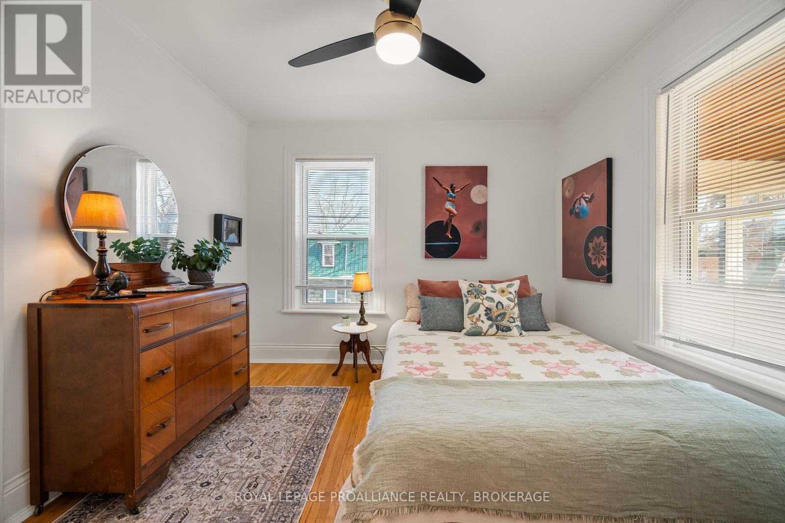 145 CHARLES STREET N - 18