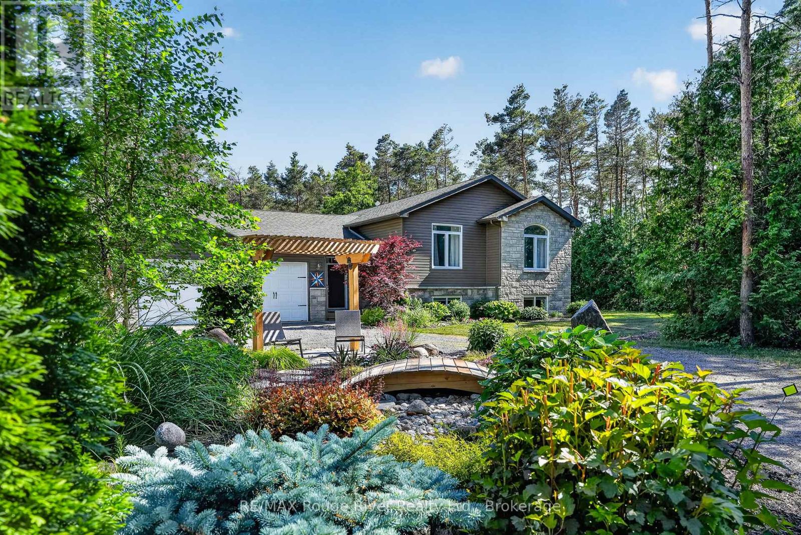 149 PINE TREE LANE - 1