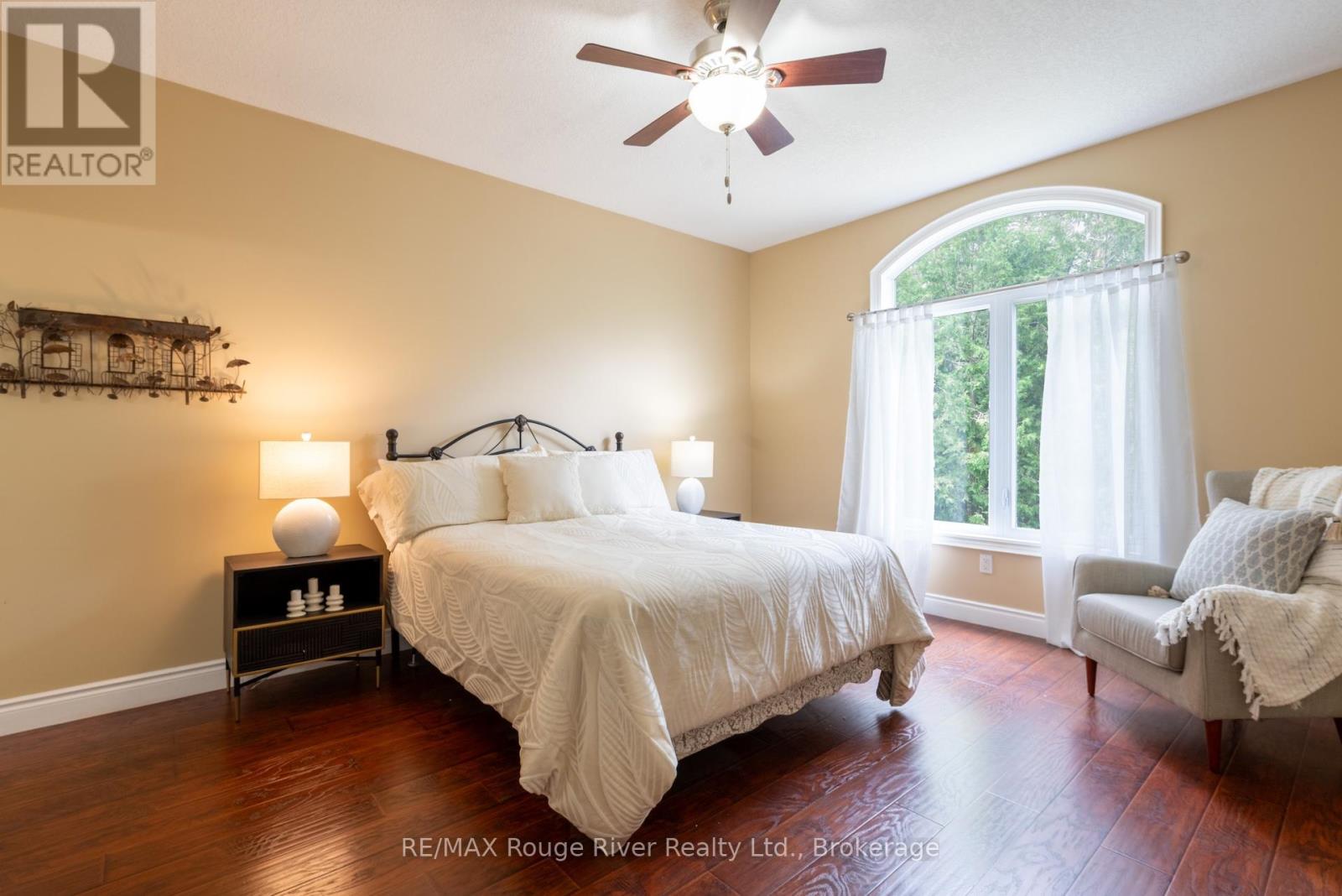 149 PINE TREE LANE - 22