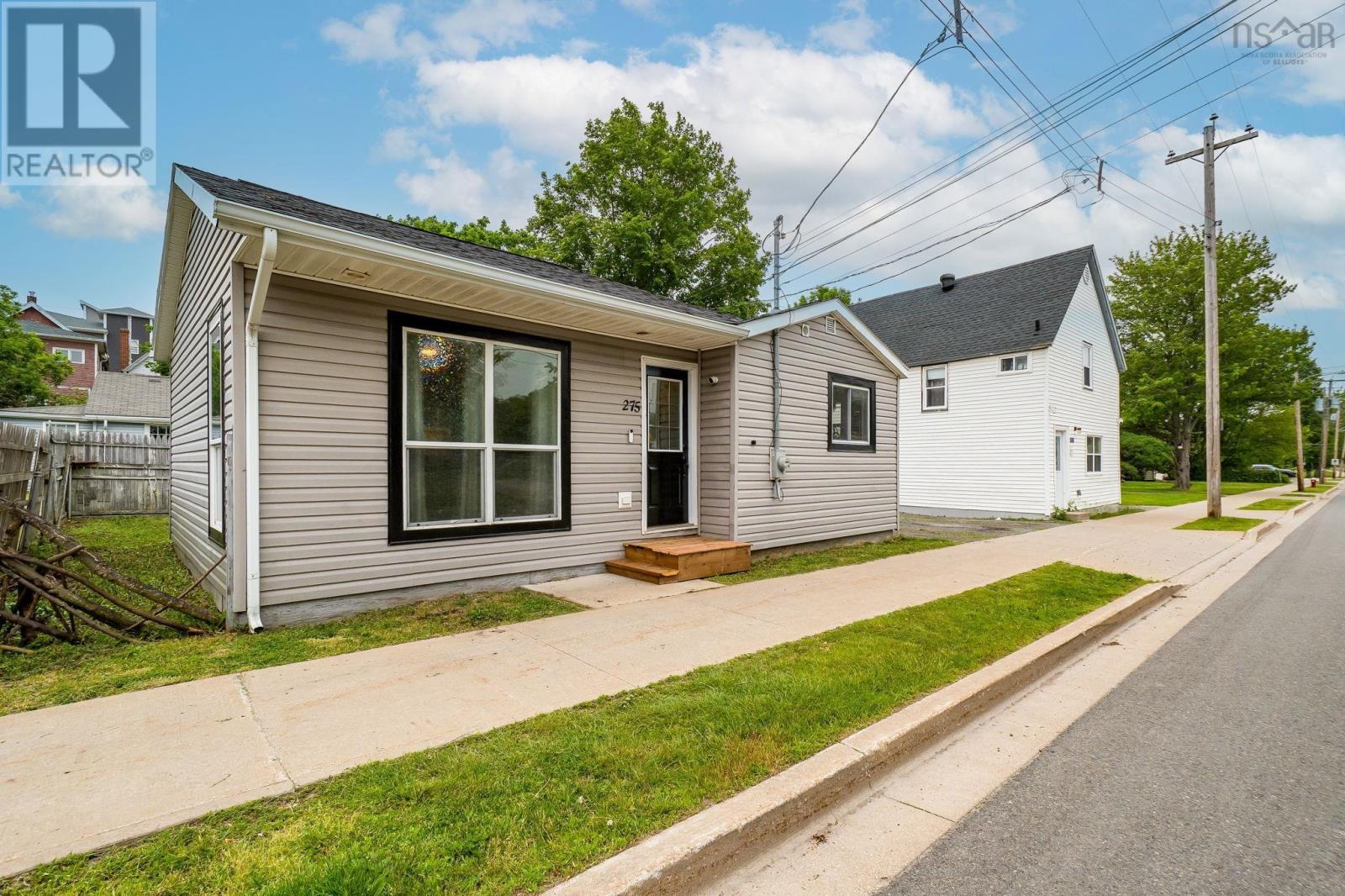 Property 2 of 16 of 275 Stannus Street